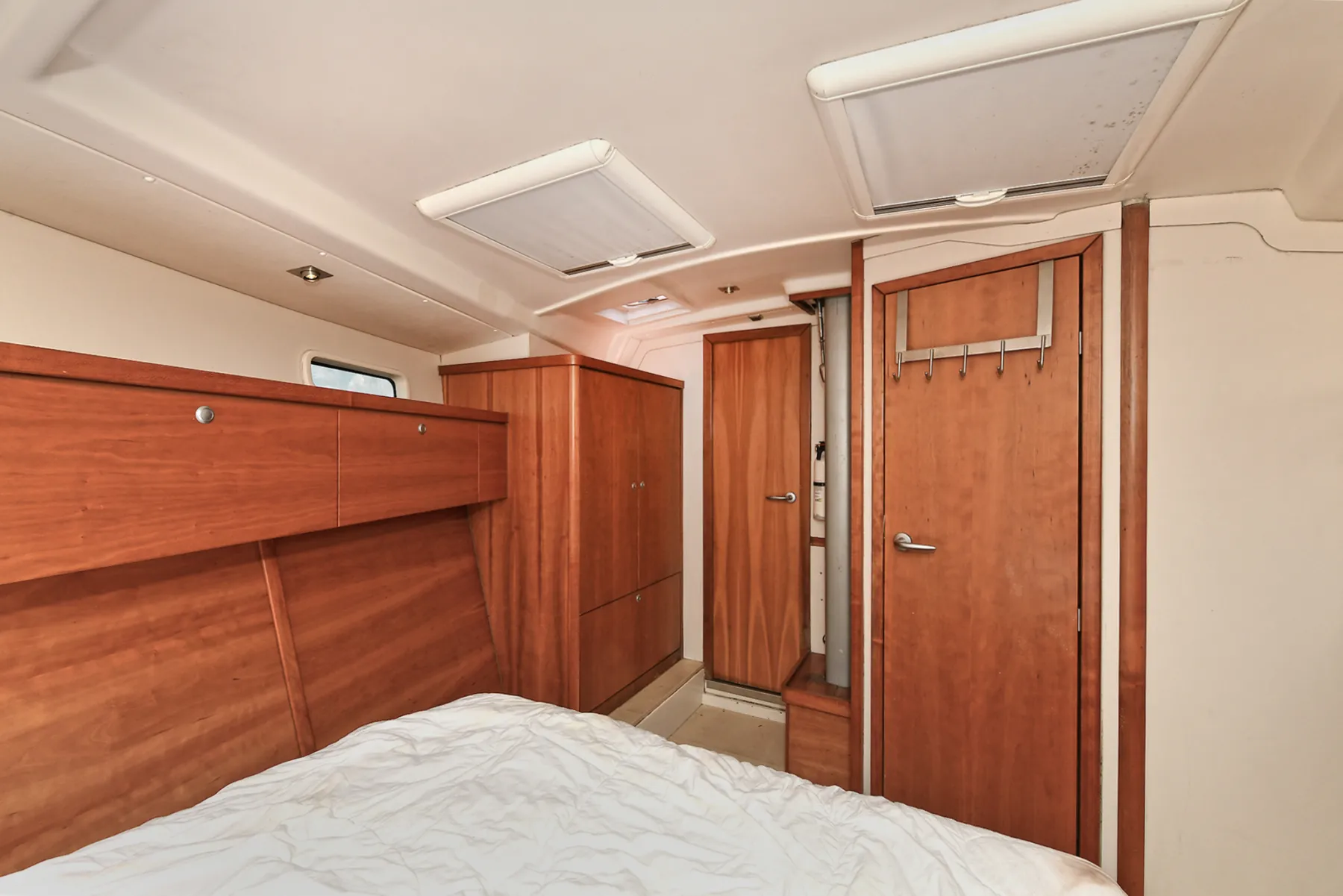 2008 Hanse 470e - Image 28
