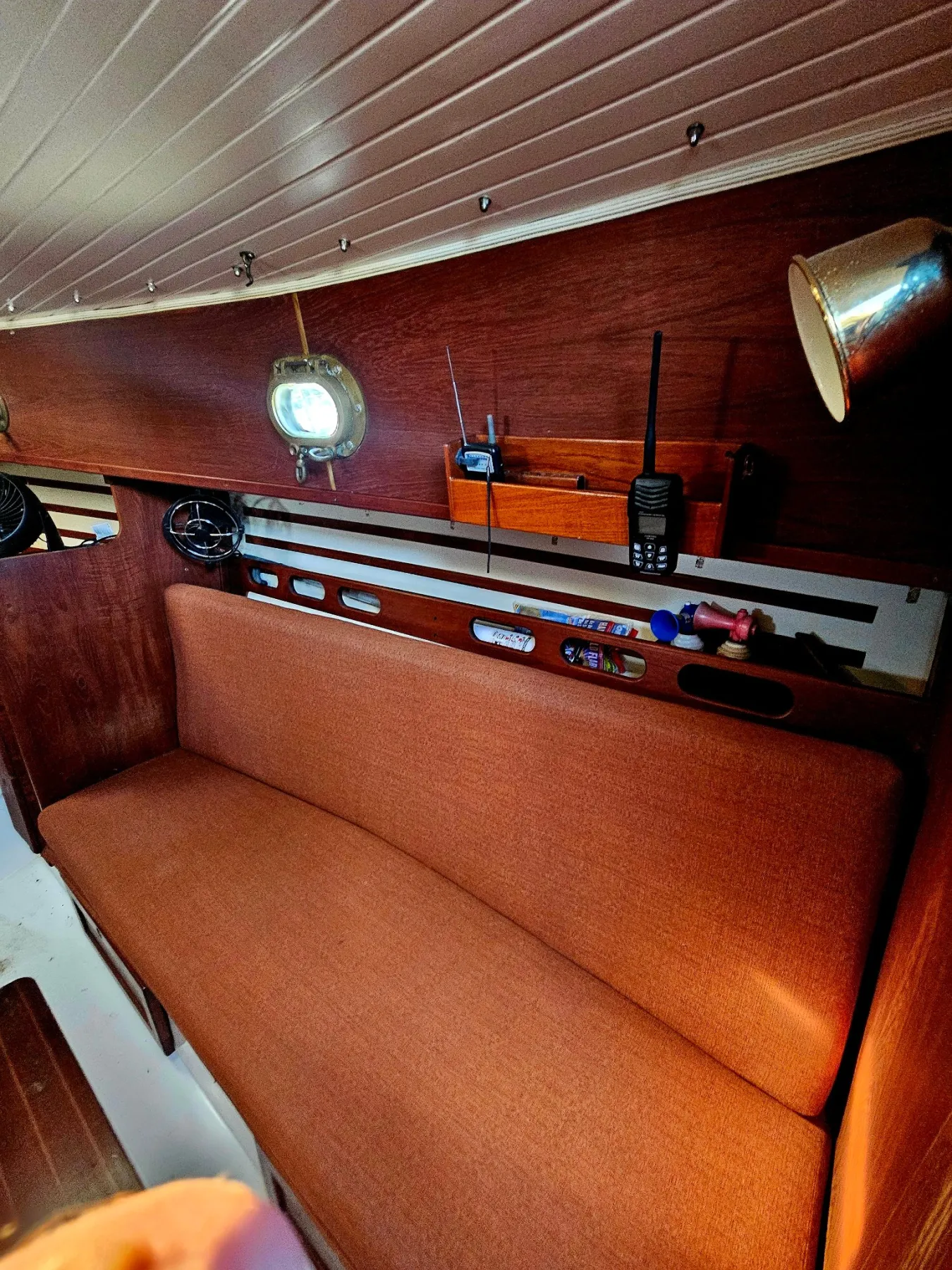 Com-Pac 27/2 - Image 13
