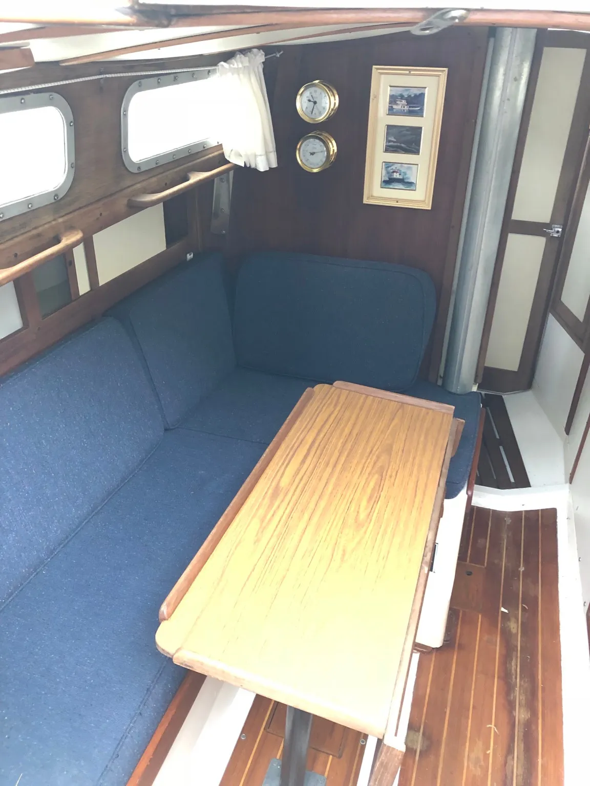 1972 Tartan 30 - Image 2